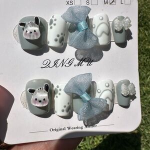 White and Blue Animal Press-On Nails Set